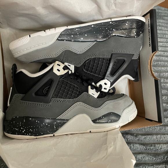 Jordan 4 Retro Fear PS Size 10.5C FV4537-002 Kids Sneakers ORIGINAL BOX INCLUDED - Picture 11 of 12